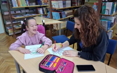 Božićna pričaonica u školskoj knjižnici